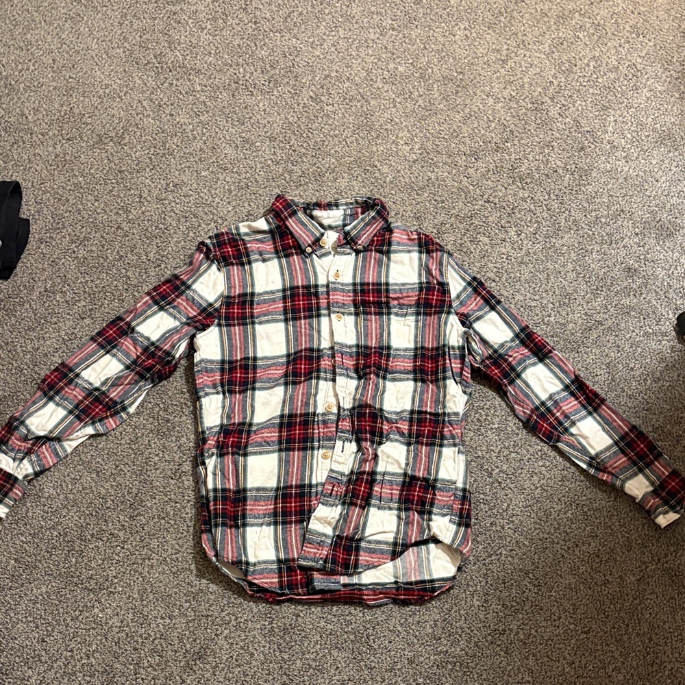 Abercrombie & Fitch Red and White Christmas flannel